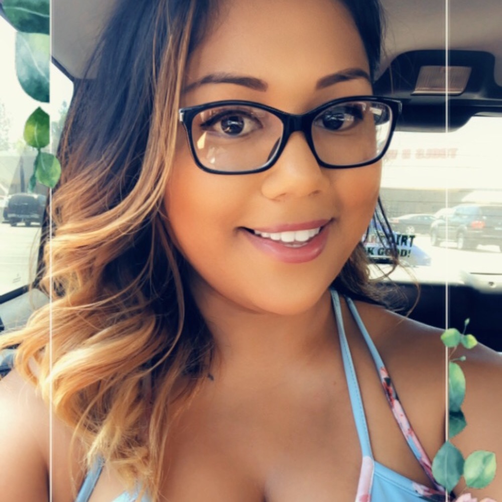 Meet your Posher, Gloria